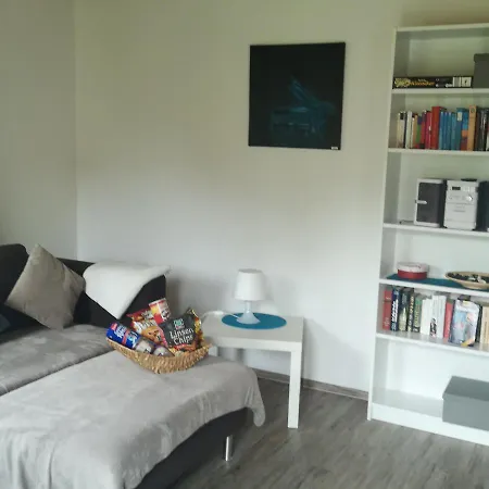 Ferienwohnung Am Starnberger See Dom wakacyjny Münsing